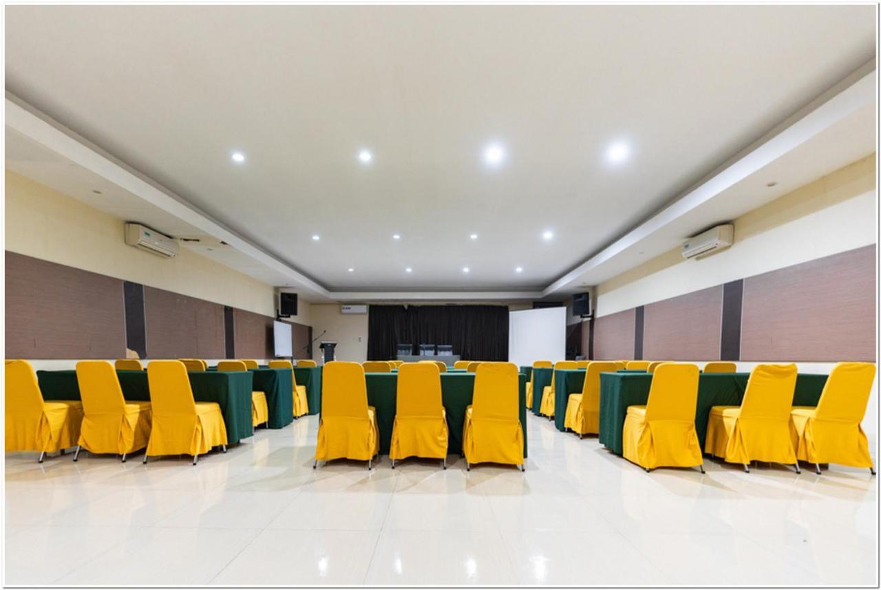 Hotel Reddoorz @ Hertasning Area Makassar